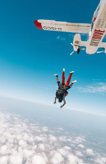 Skydiving Skydiving